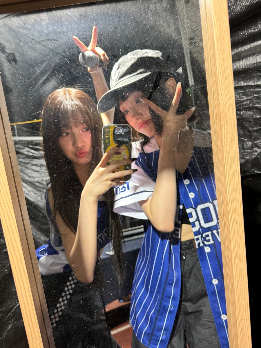 WOOAH 우아 tweet media