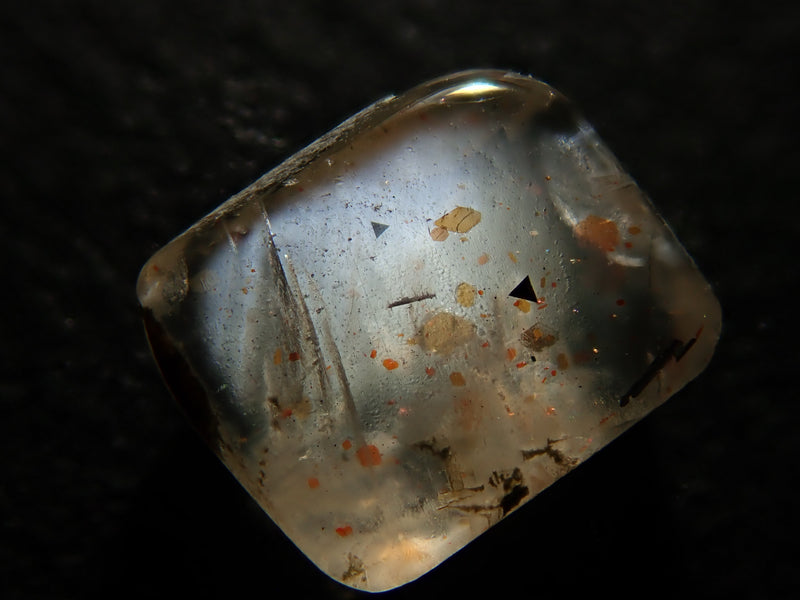 ふんわりした輝きが神秘的です✨