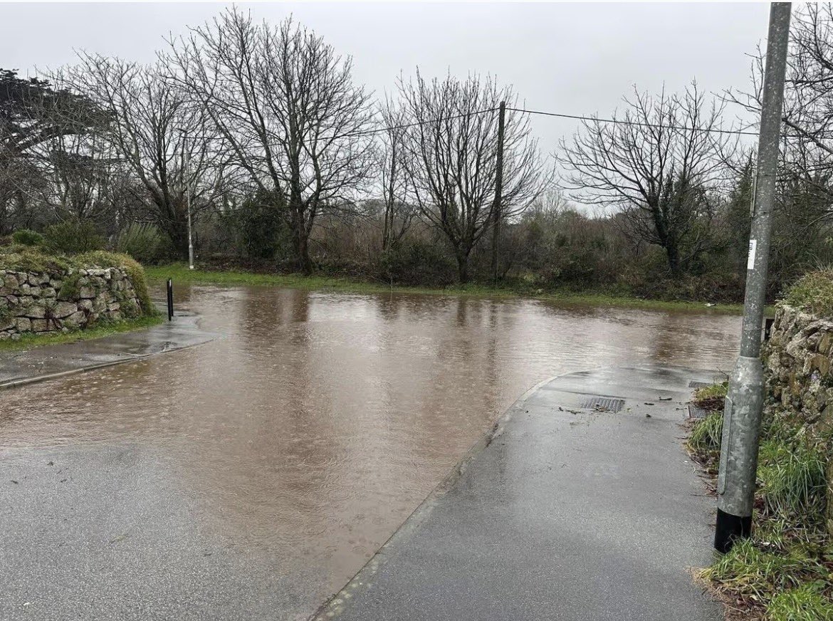 Rebecca Vickerstaff tweet media