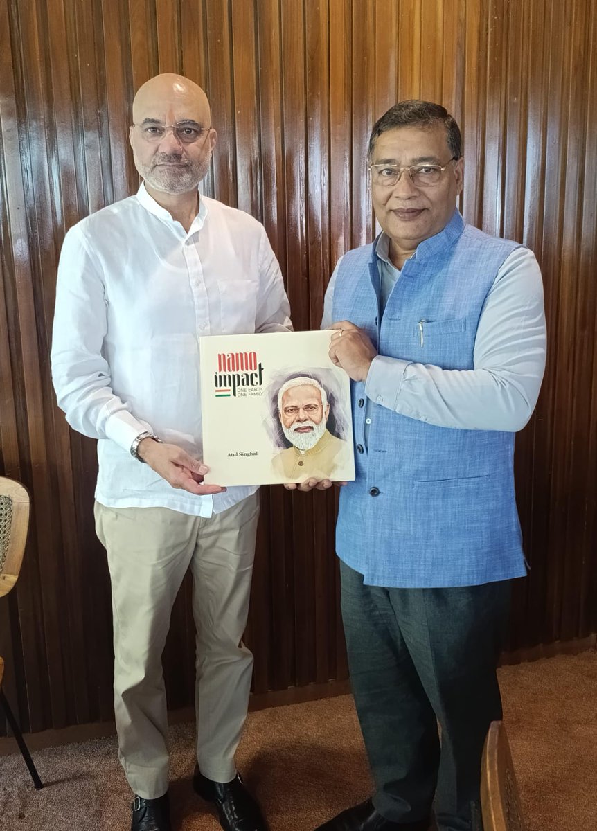 It was a privilege to have a courtesy meeting with Shri Dinesh Bhatia, Ambassador of India to Brazil. We had a meaningful discussion on the strengthening India-Brazil ties and India's growing global influence <a href="/dineshbhatia/">Dinesh Bhatia</a> ji <a href="/PMOIndia/">PMO India</a> <a href="/BJP4India/">BJP</a> <a href="/RSSorg/">RSS</a>