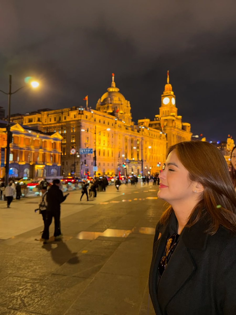 BEA BINENE, NA-IN LOVE SA GANDA NG SHANGHAI! 🇨🇳✨

Nagkaroon ng "new country unlocked" moment ang aktres na si Bea Binene matapos niyang ibahagi sa Instagram ang kanyang nakaka-enjoy na travel photos mula sa Shanghai, China.

"New country unlocked yay and... ang ganda pala