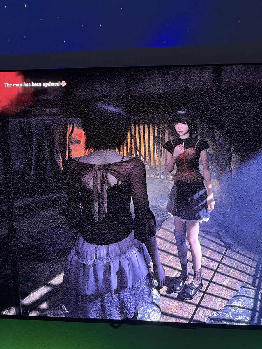 Lois Griffin Israel tweet media