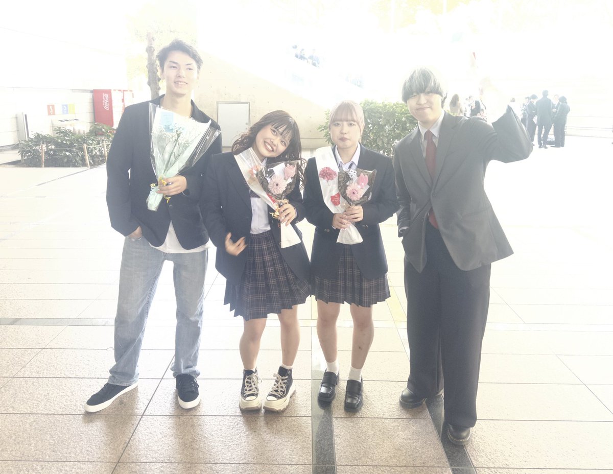 インタールード tweet media