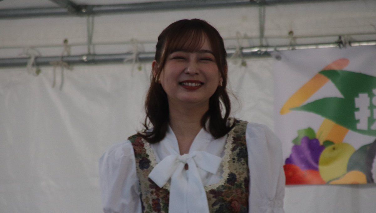 AYANEMOUTUI4635's tweet photo. 今日は鈴木絢音大先生のお誕生日です！

お誕生日おめでとうございます🎉 https://t.co/7L60q8raH2