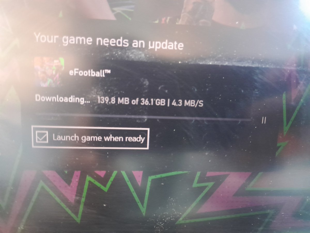 NutmegNerd's tweet photo. Why! 36gb worth of patch update? Not even a "minor update". https://t.co/eJqDZUhbEV