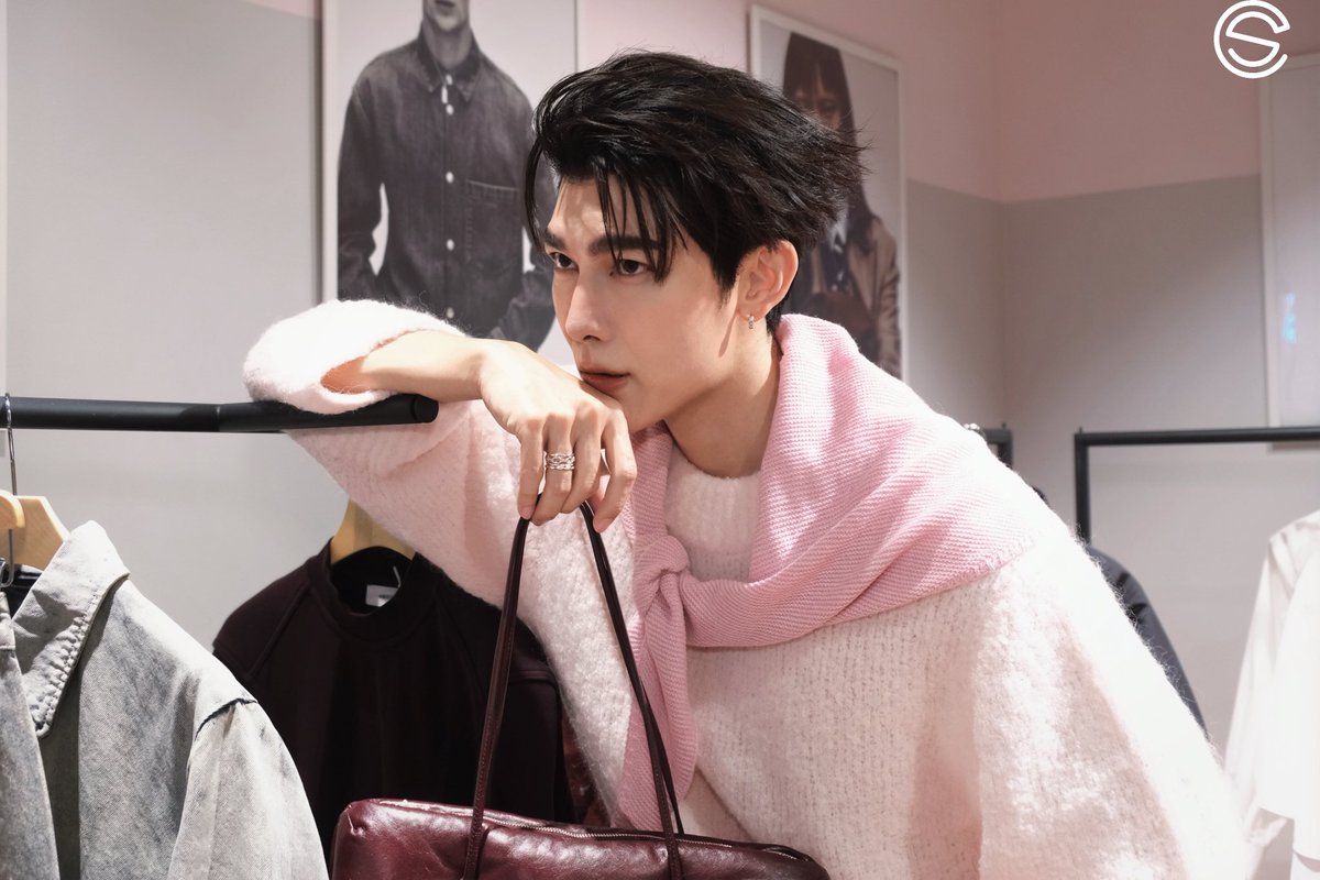Suppasit Channel tweet media