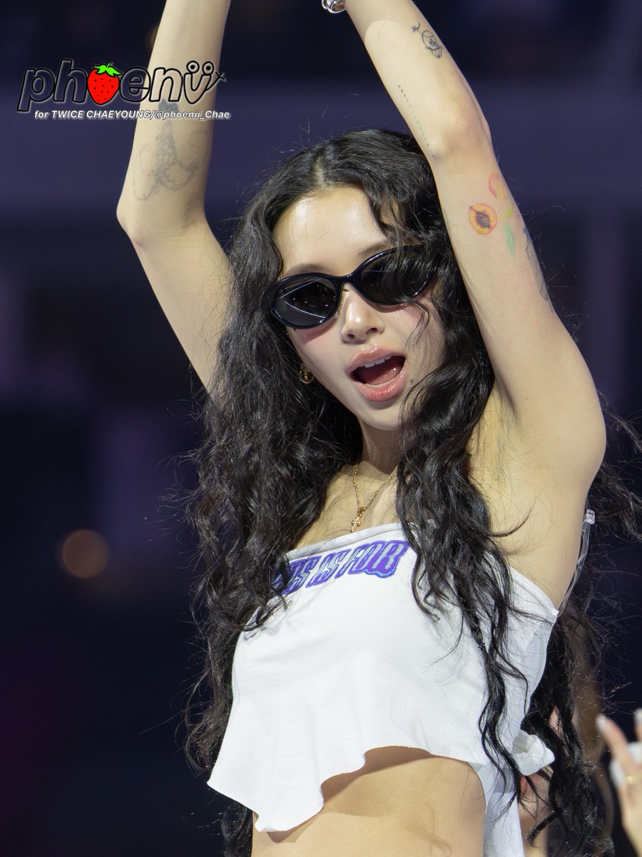 phoenii🐦🔥 tweet media