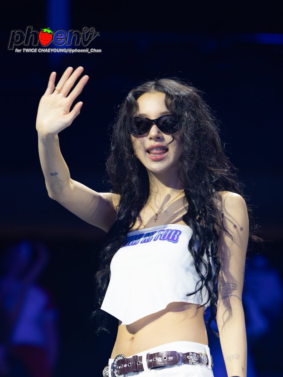 phoenii🐦🔥 tweet media