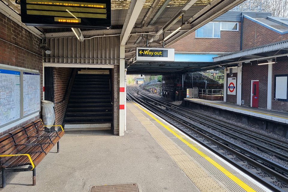 raibgovuk's tweet photo. Our investigation report https://t.co/c0ih5xCWV2 is now available following a fatal accident at Ickenham London Underground station, 28 March 2025.
 
Read this and our other reports at https://t.co/Ju0cuv4Qqa
 
#Ickenham #Hillingdon https://t.co/AylHjP5AS6