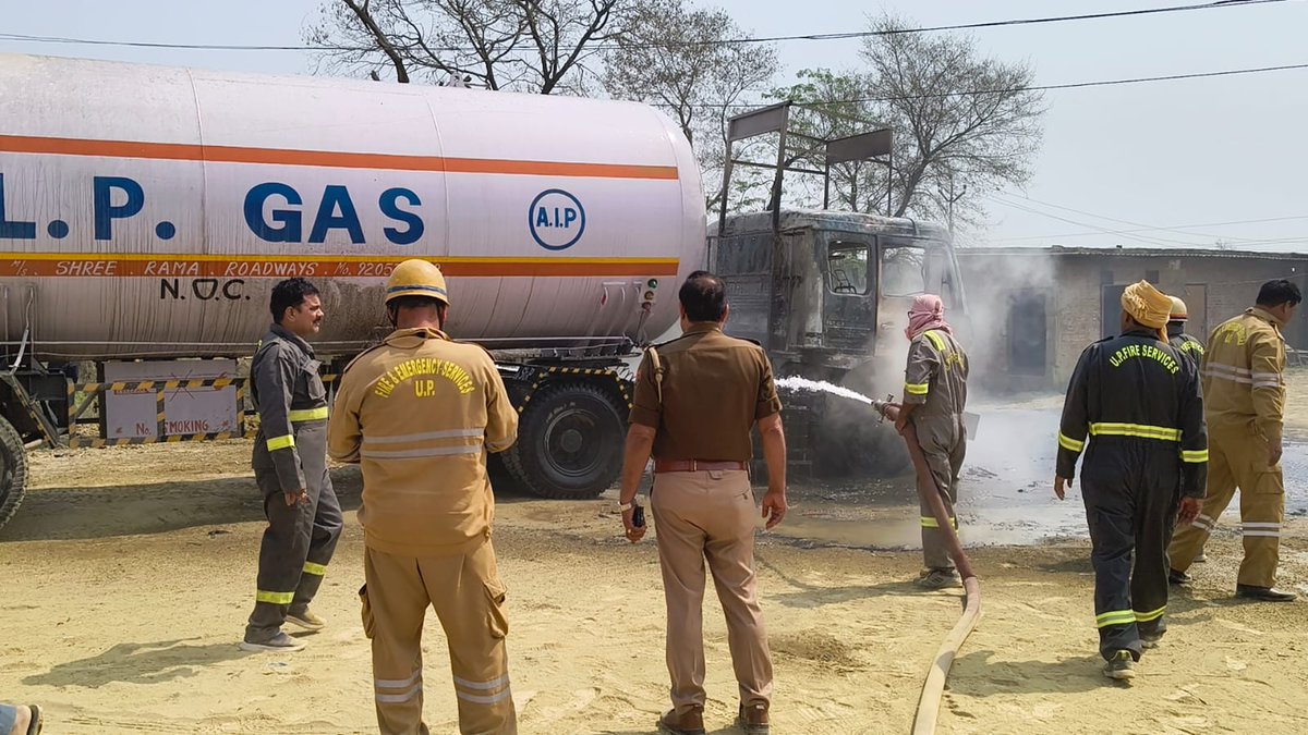 Gorakhpur Fire and emergency service tweet media