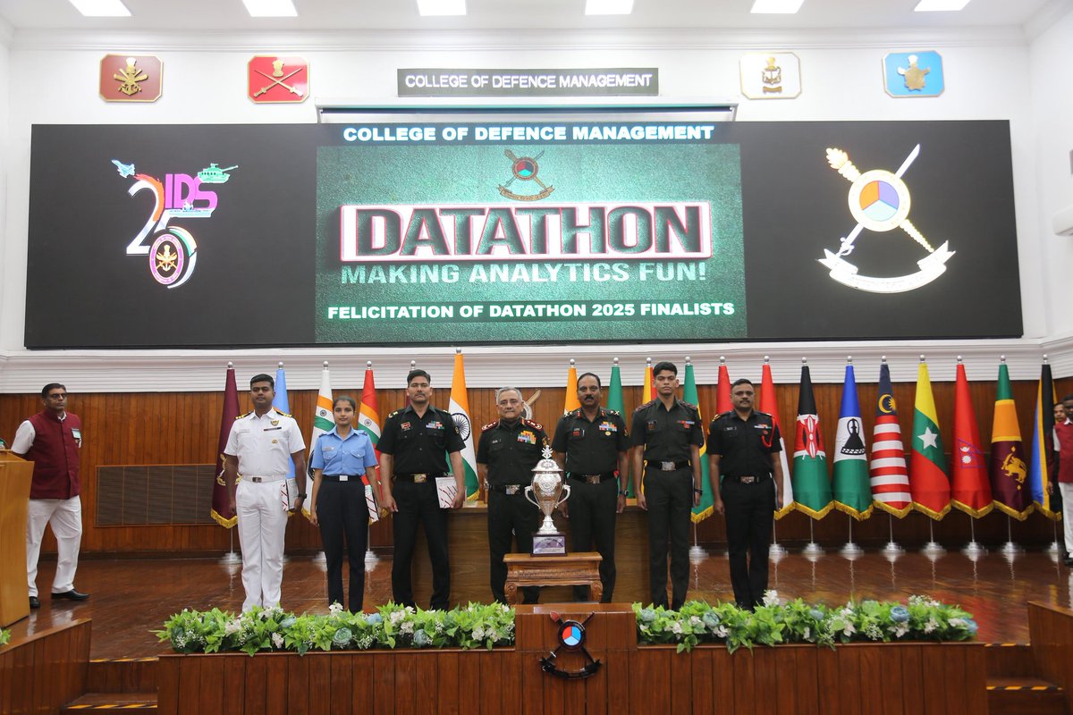 NAVAL WAR COLLEGE tweet media