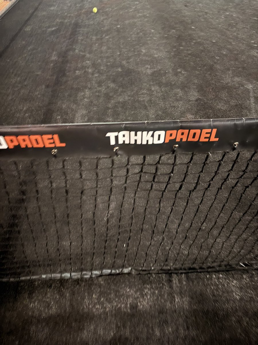 Aamupäivän puuha. Tahko, Padel.