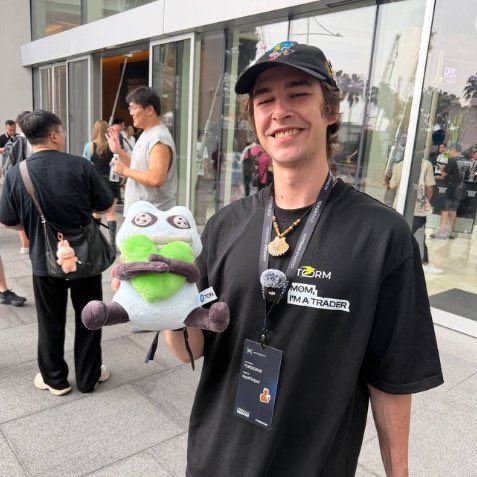 Viktor 🧡 tweet media