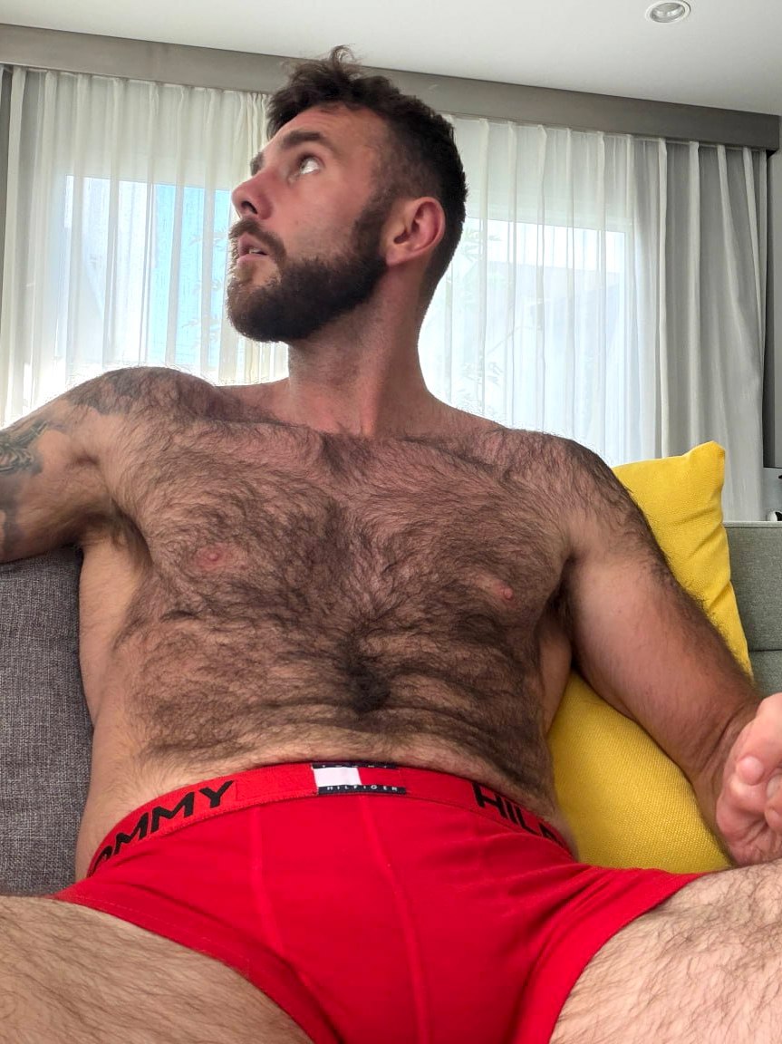 krystal_winget's tweet photo. tell me how hairy do you like your men #men #gay #pride #smile #funky #OnlyfansUSA https://t.co/pyYtSgisRG