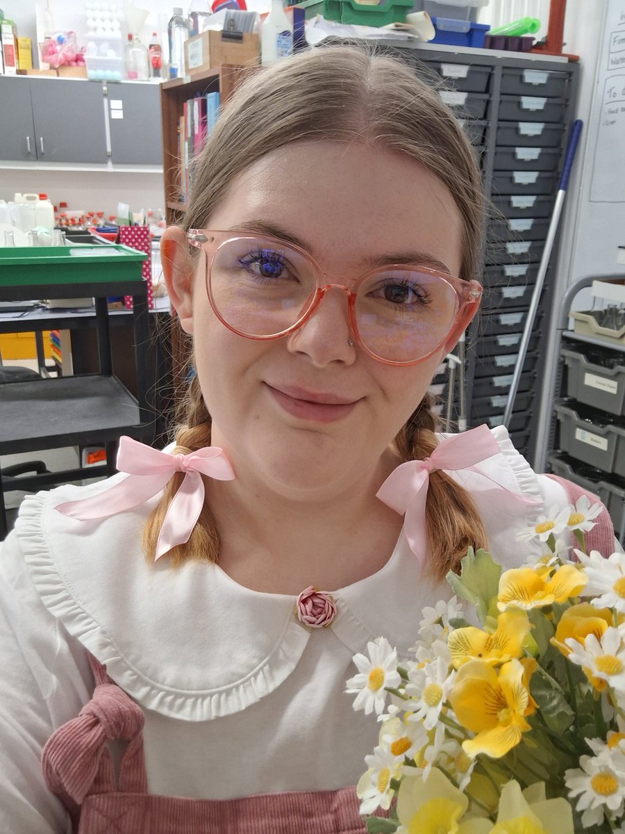 Becky RSciTech tweet media