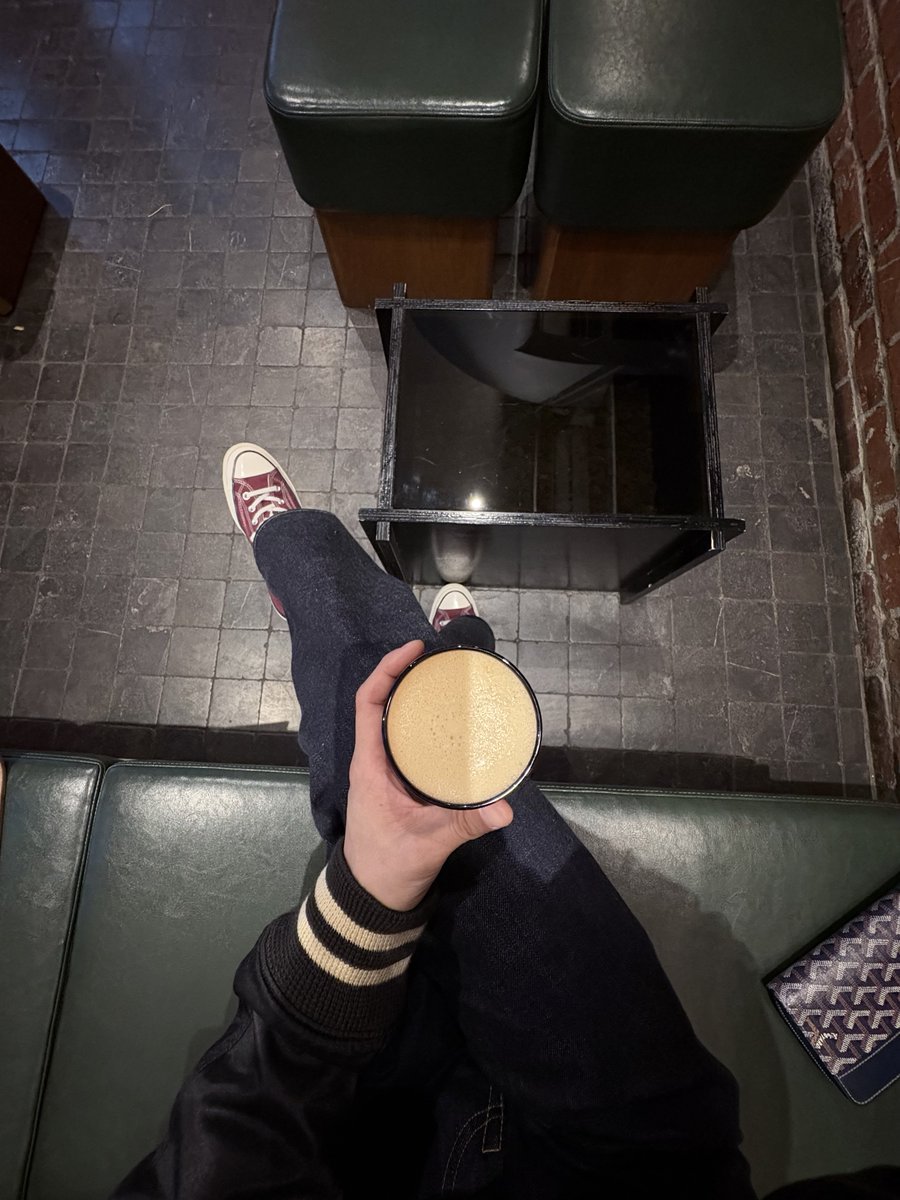 대리버블 tweet media