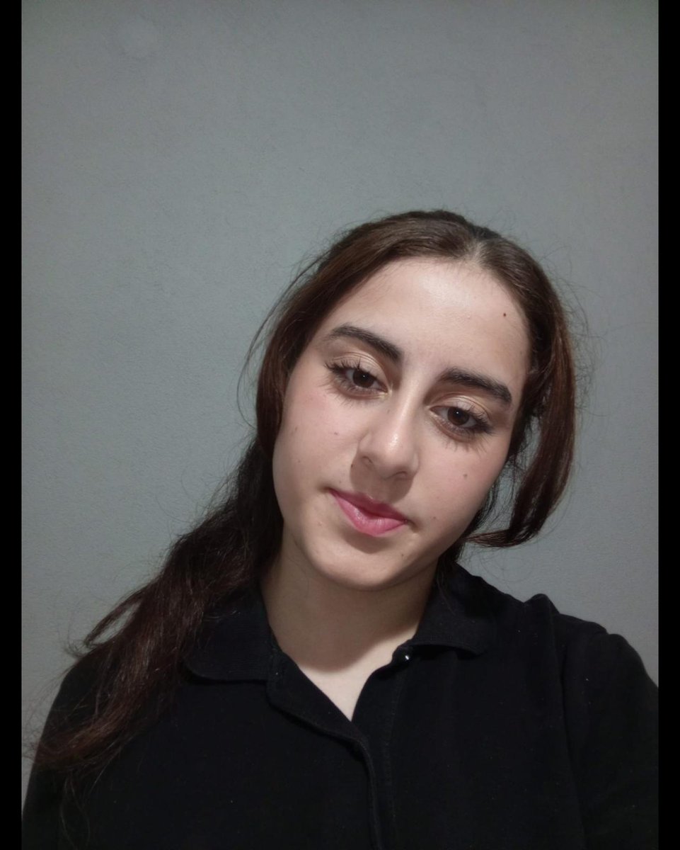 Arkadaşlar bu kız kayıp dersaneye gidiyorum diye evdenx çıkmış 7 gündür gelmedi başka grup varsa lütfen paylaşın salih degirmenci 0532 678 66 19 bu numaradan ulasabilirsiniz
Yer istnbul beylik duzu