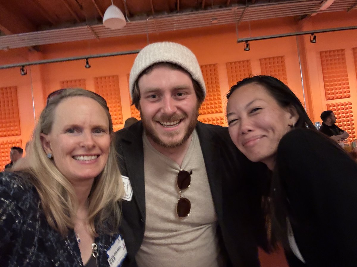 Quote of the night:
“This is the most consequential room in CA politics right now.”

345 people fighting for common sense, including: 

⁦<a href="/BrookeJenkinsSF/">Brooke Jenkins 謝安宜</a>⁩ ⁦(DA) <a href="/MattMahan/">Matt Mahan</a>⁩ (running for Governor) <a href="/MHurabiell/">Marie Hurabiell for Congress</a> (running for Pelosi's seat),
1/2