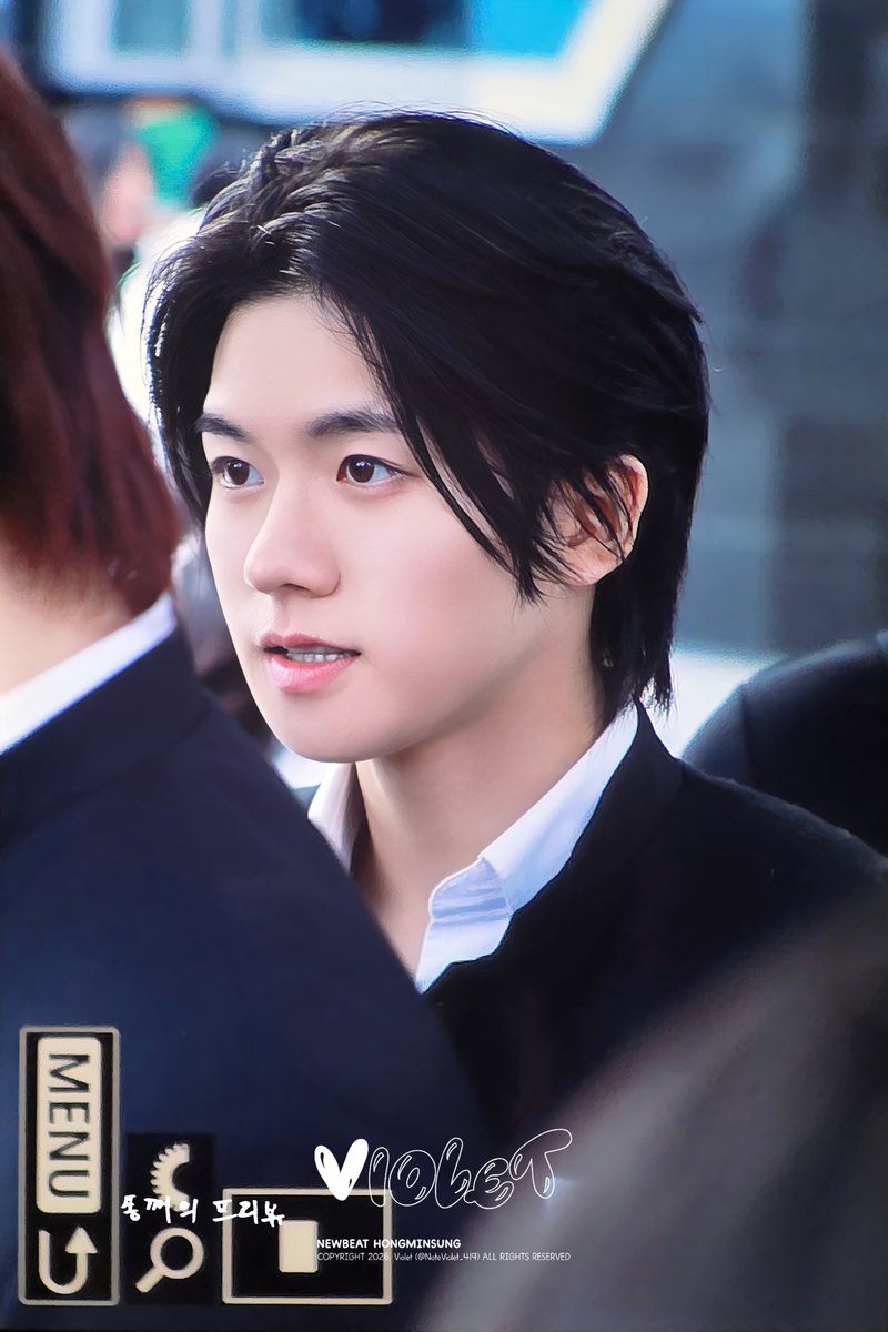 𝙑𝙞𝙤𝙡𝙚𝙩 tweet media