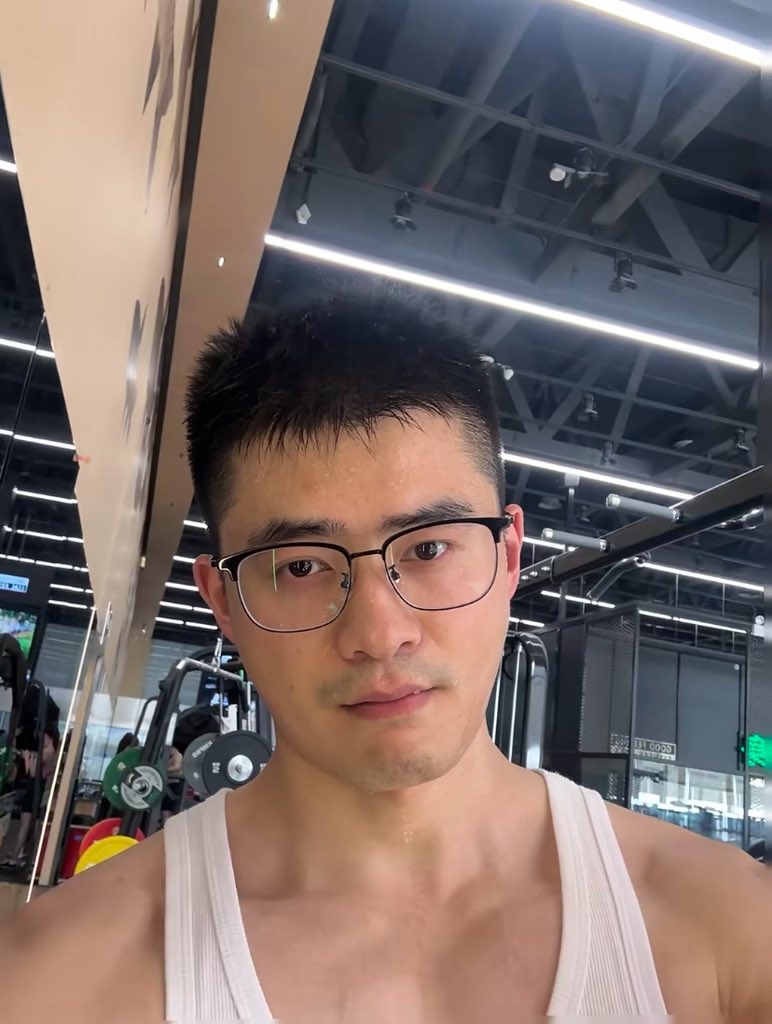 吴coach （原创博主） tweet media