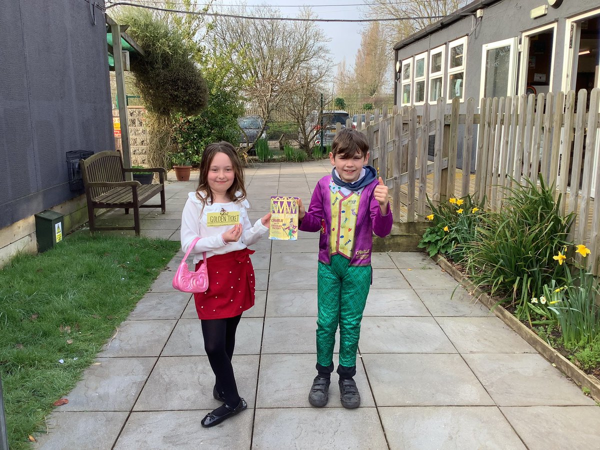 Ally Webb tweet media