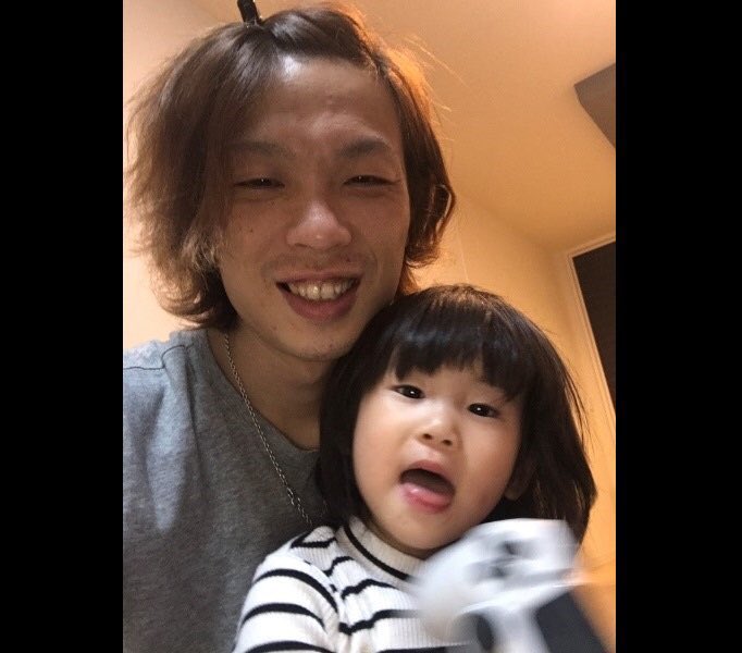 Izumi_Sunagawa's tweet photo. 義理の娘(当時2歳)殺害容疑の父親。
検察の控訴を最高裁が棄却し無罪確定。

娘は、足を骨折、肛門に裂傷、そして脳幹出血で死亡。

これが冤罪？それで無罪か？

日本の司法はとことん腐ってるな。 https://t.co/gzzM41z57G