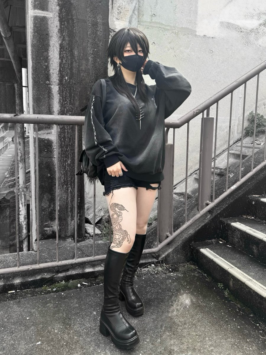 オールブラック( • ̀ω•́ )✧