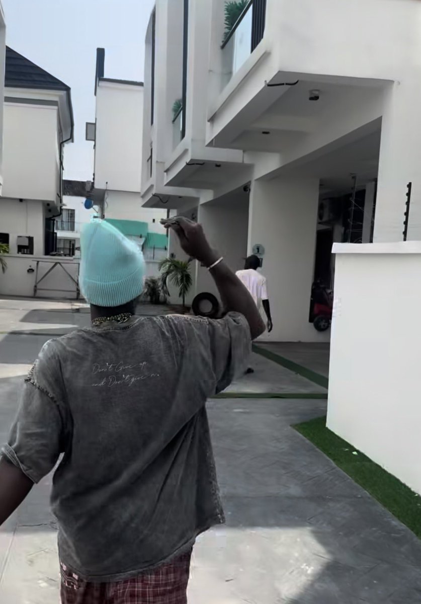 YL_IN_LAGOS tweet media