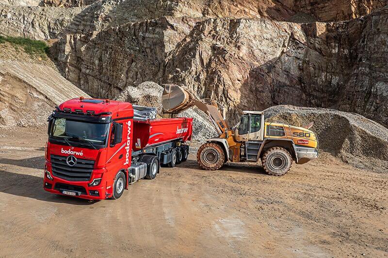 HUB-4.COM tweet media