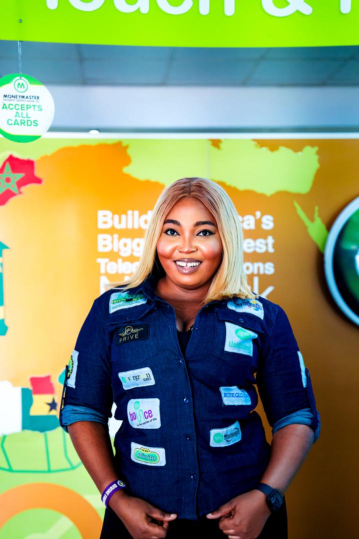 GloWorld's tweet image. Have you stopped by a Gloworld store today? We’re always happy to welcome you with a smile.

Dial *301*25# to view Gloworld locations. Come see us!

#Gloworld #GloUnlimited #CustomerCare