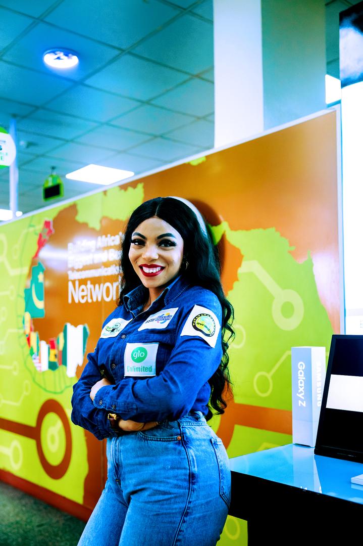 GloWorld's tweet image. Have you stopped by a Gloworld store today? We’re always happy to welcome you with a smile.

Dial *301*25# to view Gloworld locations. Come see us!

#Gloworld #GloUnlimited #CustomerCare