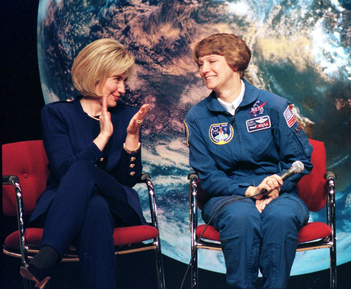 Hillary In Pictures tweet media