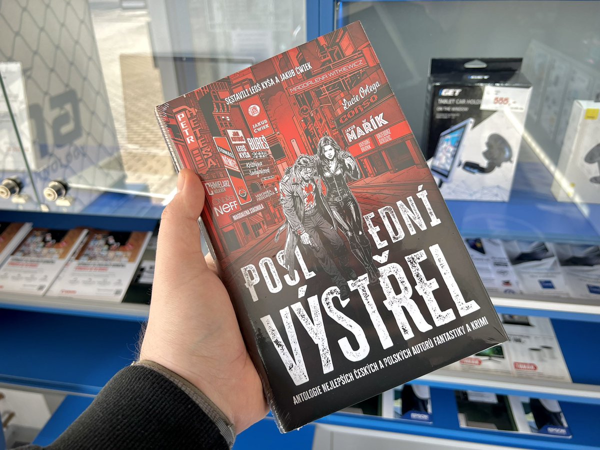 Faasteer's tweet photo. Už je to tady! 😍
@kotletaf a další z jeho novinek. 😎
#Radost #Kniha #ŽítŠtěchovice https://t.co/TrPRfIrwX8