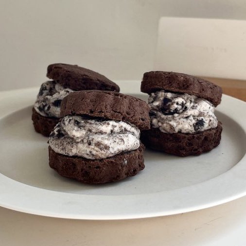 えなが tweet media