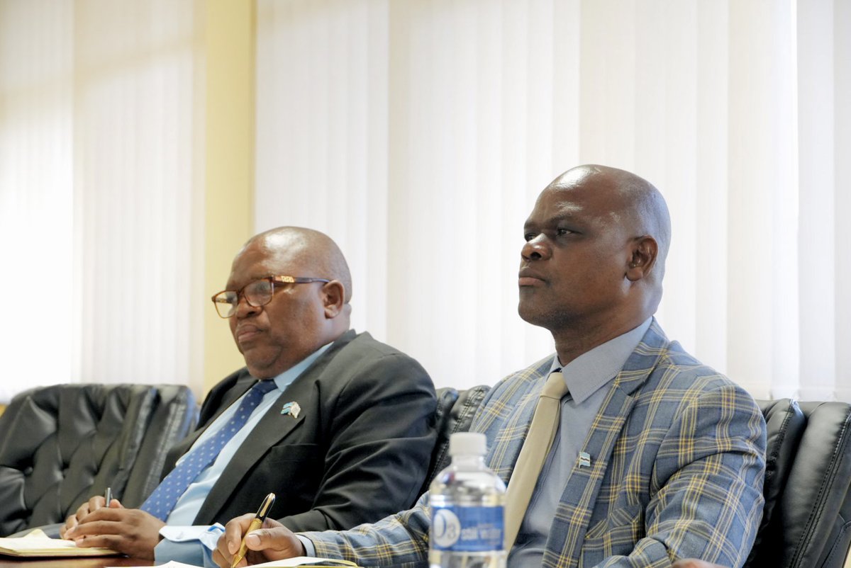 Mercy Laker tweet media