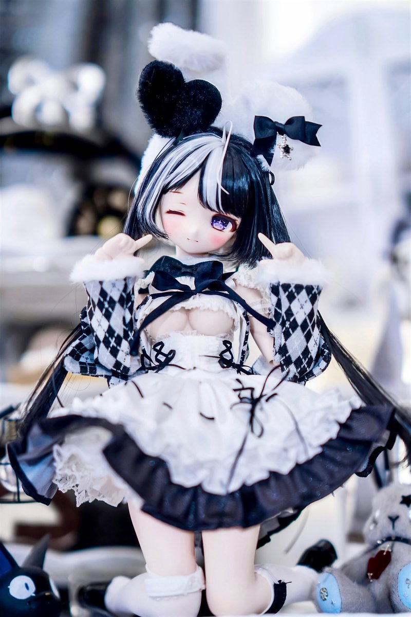 ⁄ ⁄•⁄ω⁄•⁄ ⁄)♡