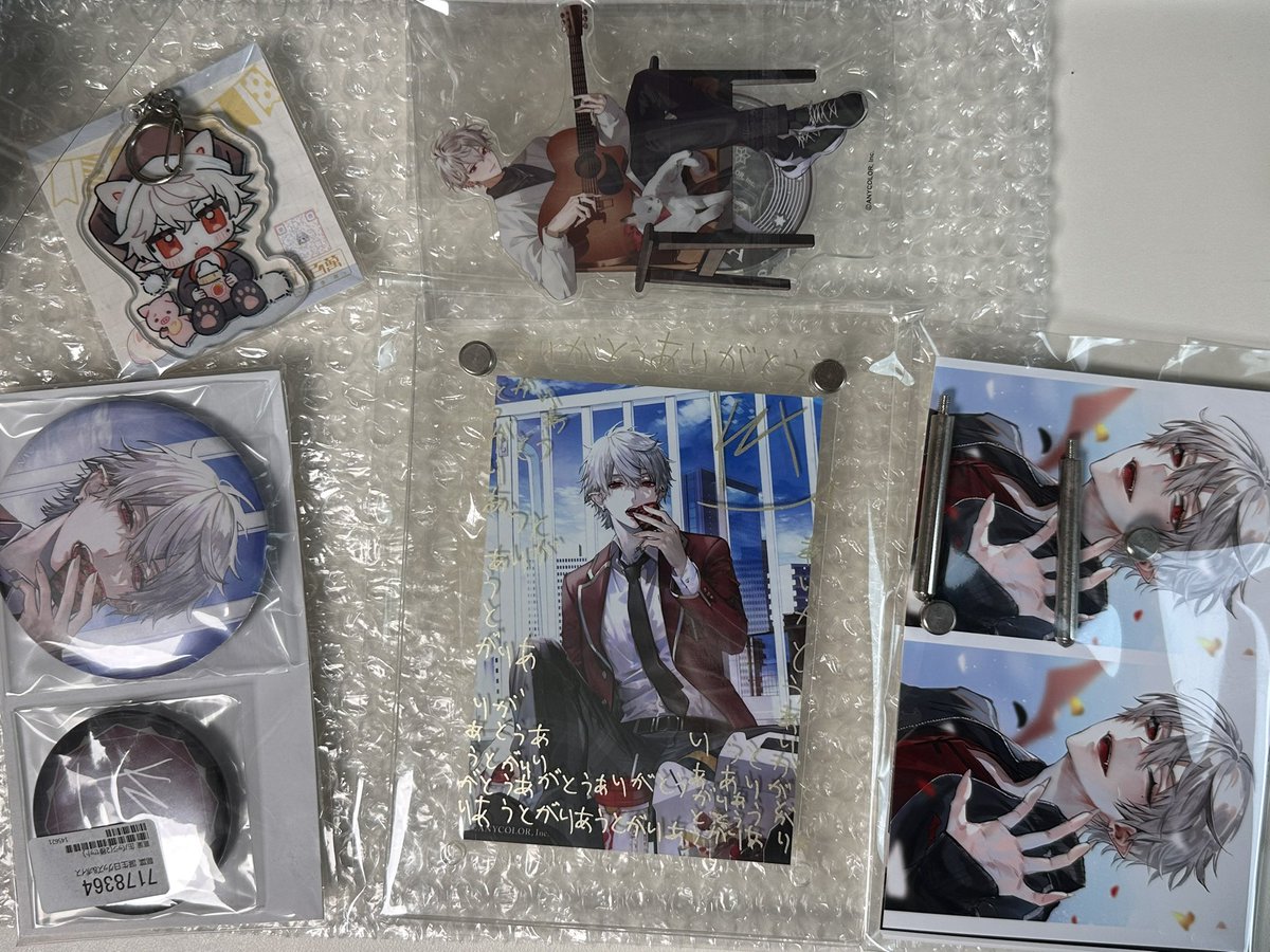 ymdtbb's tweet photo. 쿠즈하 KUZUHA Birthday goods set 양도 판매
2022 생일굿즈 세트 + 마네키네코 콜라보 아크릴 + 체키 + 주문제작 탑로더 + 보이스 메일 가능 + 예절포카 + 아기 쿠즈하 키링
일괄 15
개별구매 가능 DM 주세요
#니지산지 #쿠즈하 #버튜버
nijisanji Vtuber https://t.co/qOmu3AD3zW