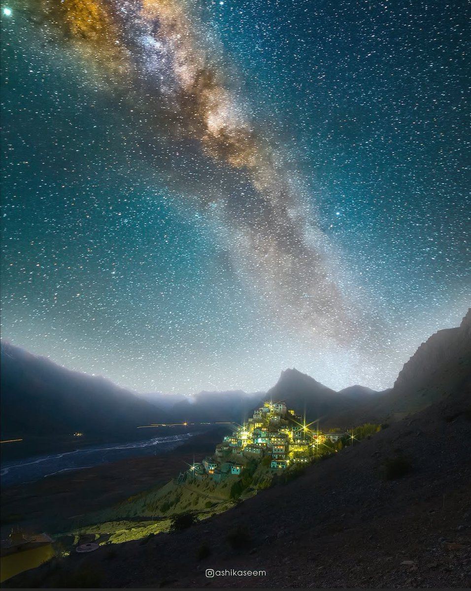 voiceofspiti's tweet photo. Where the heavens touch the earth. π
βA breathtaking night view of Key Monastery in Spiti Valley, Himachal Pradesh, India, bathed in the glow of the Milky Way galaxy.
β#SpitiValley #HimachalPradesh #IncredibleIndia #Astrophotography #MilkyWay #KeyMonastery #Himalayas #IndiaTourism #NightSky #TravelIndia #Wanderlust
@UBArea_IA