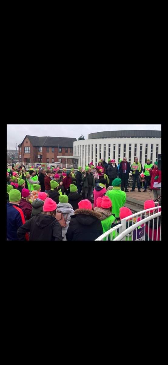 STARBRIGHT164's tweet image. Mick taking the mick truth is teachers couldn't cut it in the private sector #EverybodyOut @StephenJardine