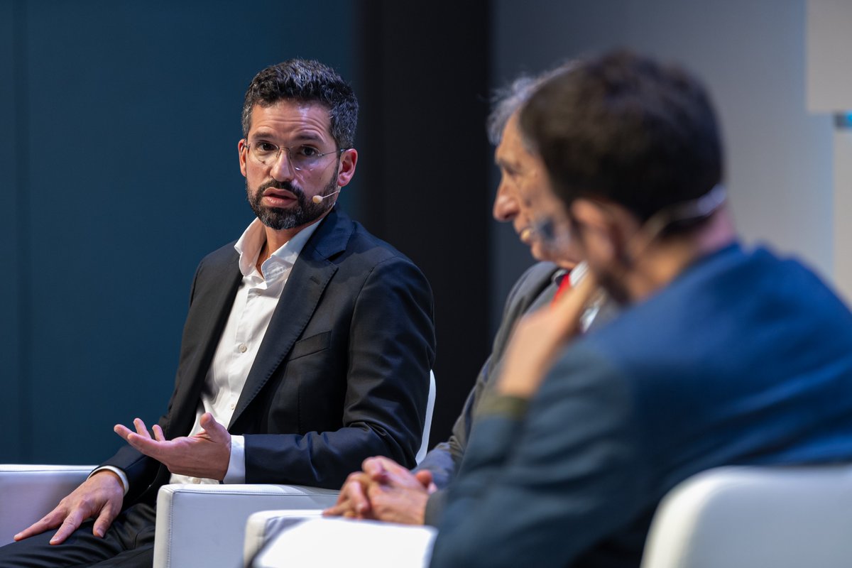 space42ai's tweet image. At #MWC2026, Adnan MesharAl Mheiri, Chief Technology Officer of Space Services at Space42, joined Mark Dankberg, CEO and Chairman of @viasat, for a fireside chat on the vision behind Equatys: extending 3GPP-based satellite connectivity to the billions underserved by terrestrial