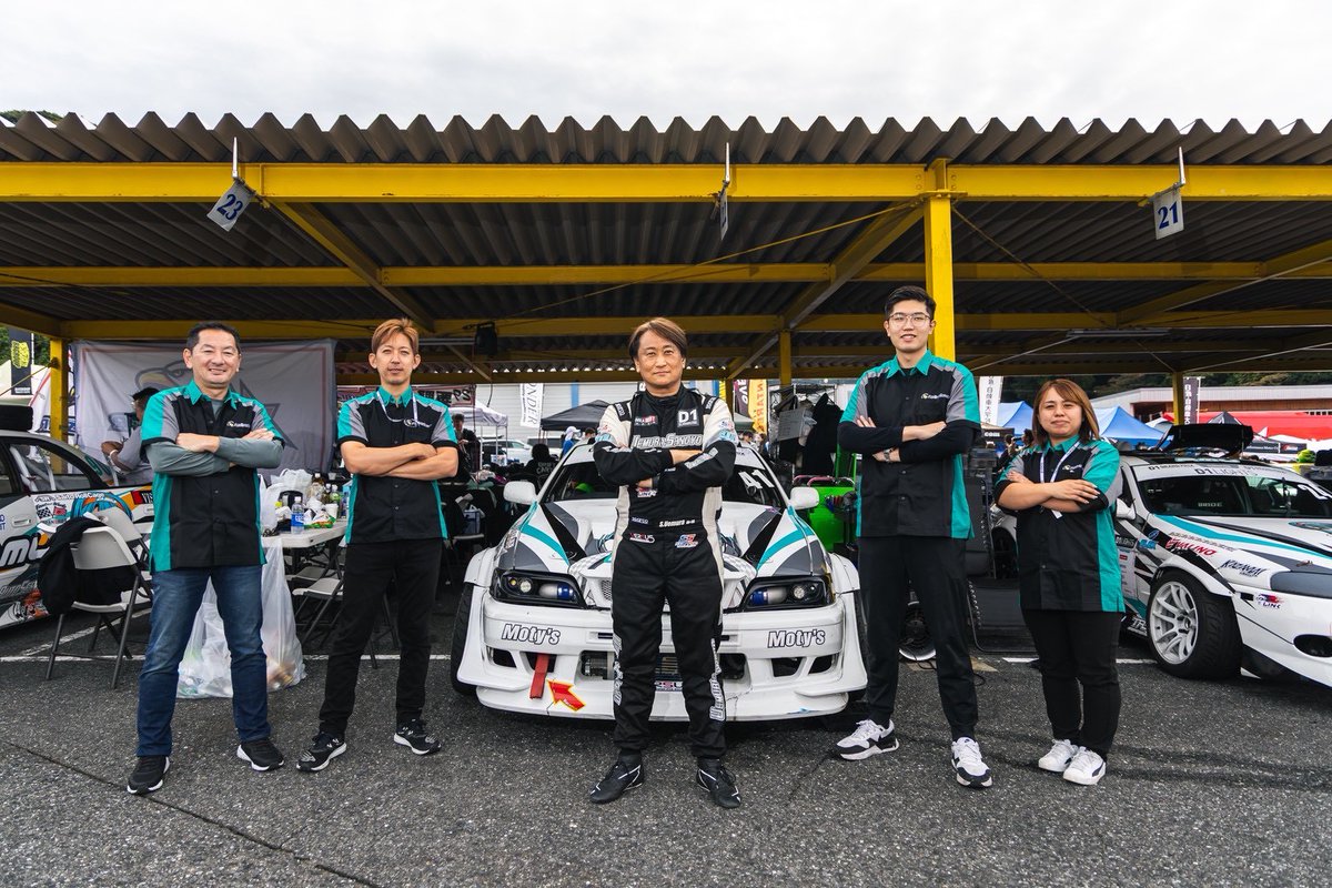 D1 LIGHTS tweet media