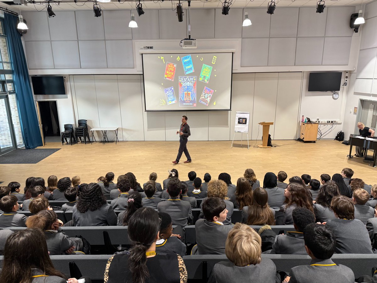 HAWimbledon's tweet photo. We were thrilled to welcome author Christopher Edge yesterday! He gave an engaging talk to Year 7 and 8 classes. The students participated in an interactive escape room, showcasing impressive teamwork and problem-solving skills. It was a memorable day for everyone https://t.co/Y8WlVkZWSI
