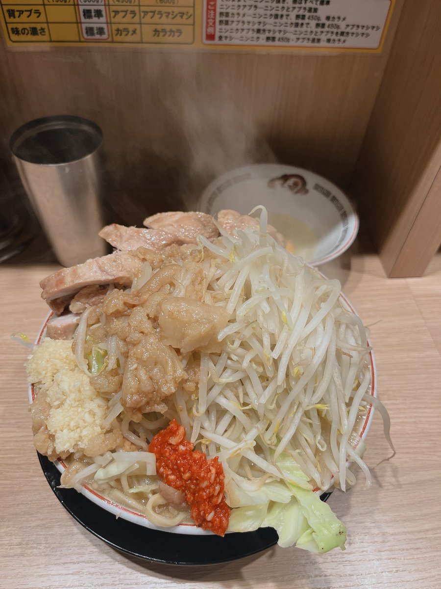 stradiccl's tweet photo. 豚山
大ブタ全マシマシ

満腹を感じ、自身の衰えを悟る… https://t.co/EWwrdjgAFL
