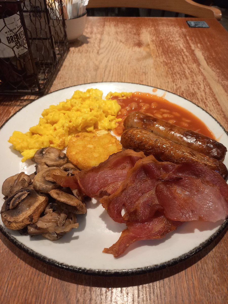 Eduard Habsburg tweet media