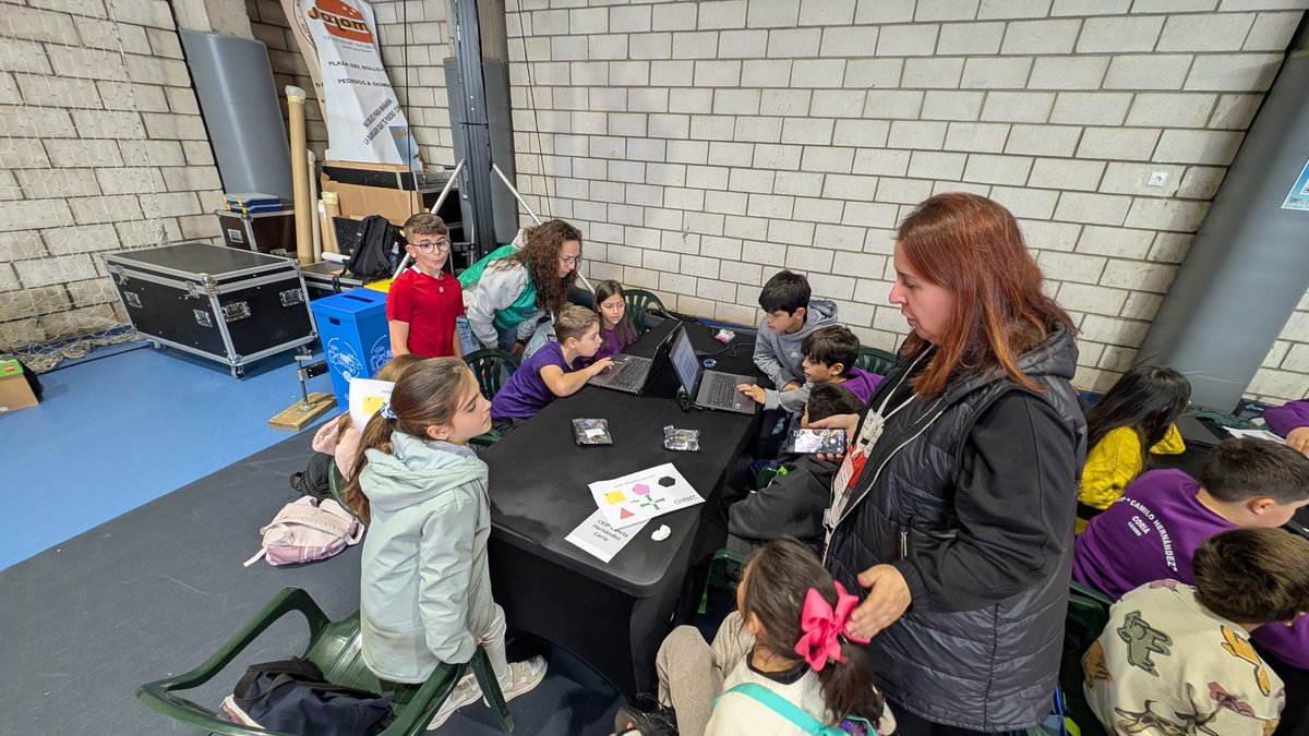 Robo-Reto tweet media