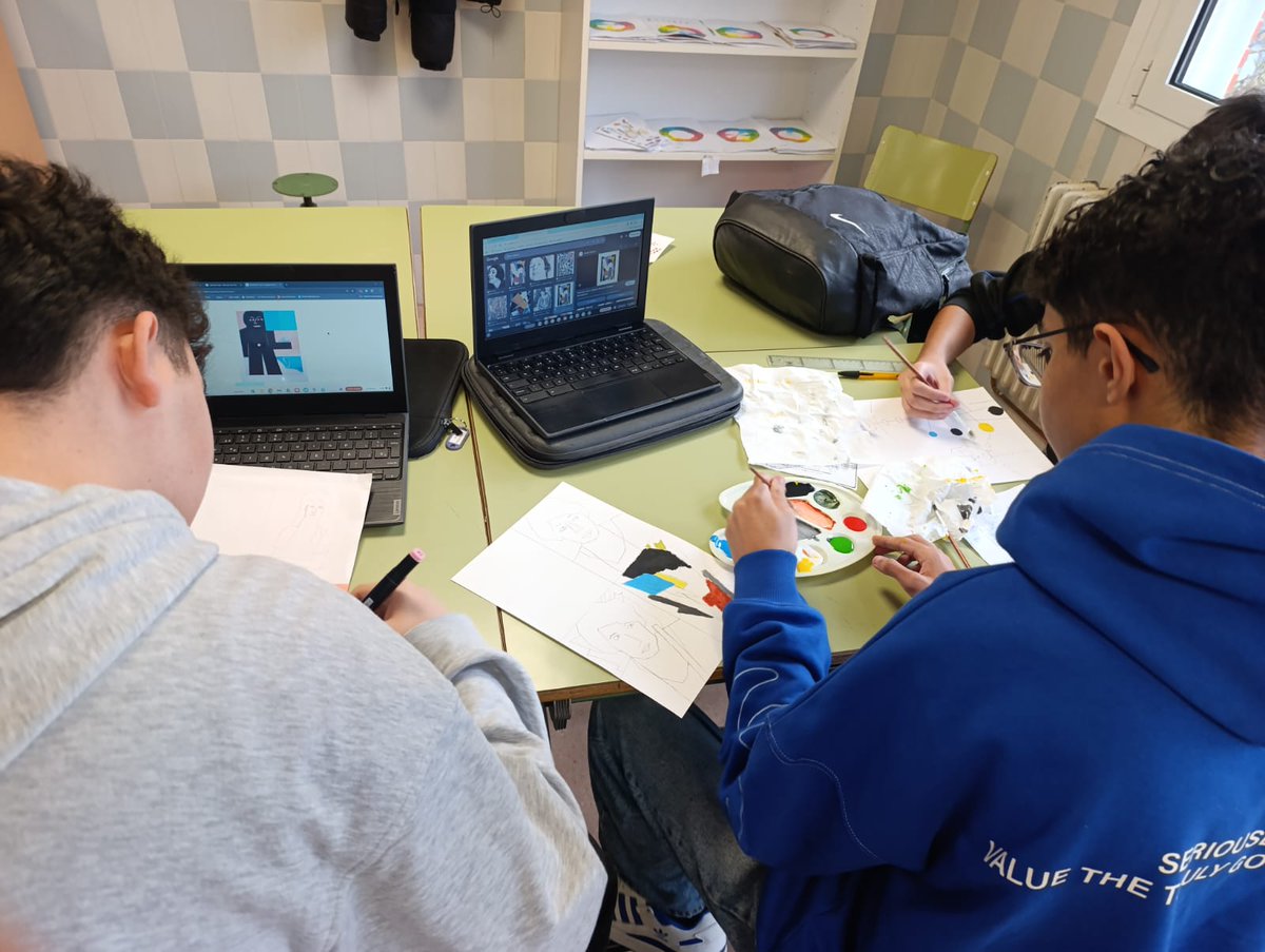 IES Barañáin tweet media