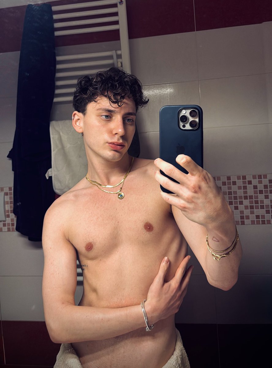 Federico tweet media