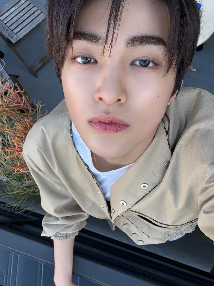 keonho pics tweet media