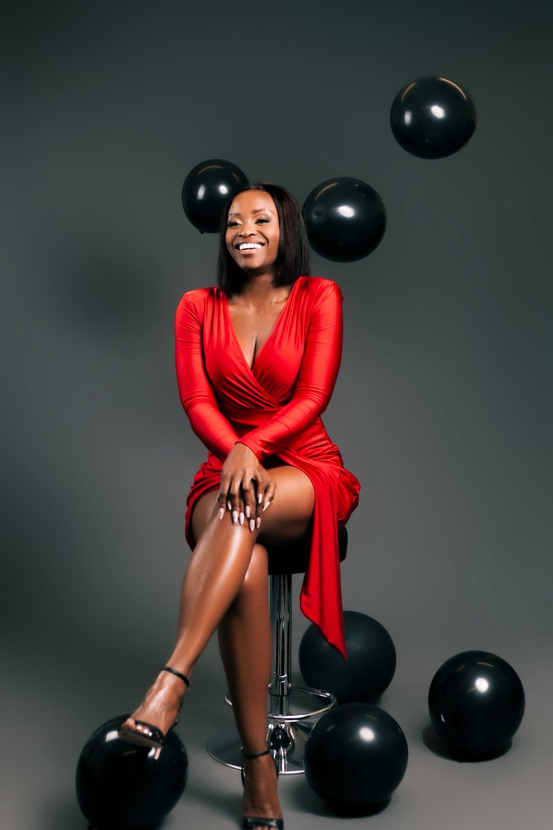 Umshuthi📸 tweet media