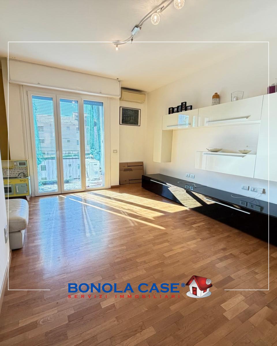 BonolaCase's tweet photo. 🏡 Milano – Via Uruguay 9 (MM Uruguay)
✨ Panoramico trilocale ristrutturato in classe A
https://t.co/sIglcR7Py2

In uno dei contesti più richiesti della zona, proponiamo trilocale di 84 mq luminoso e pronto da abitare, a pochi passi dalla metropolitana. https://t.co/B82yVGgx5o
